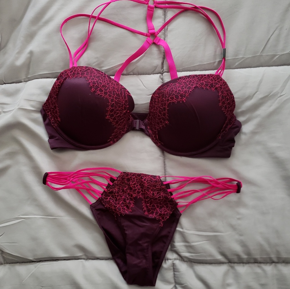 NWT Victoria's Secret push-up bra and panty set